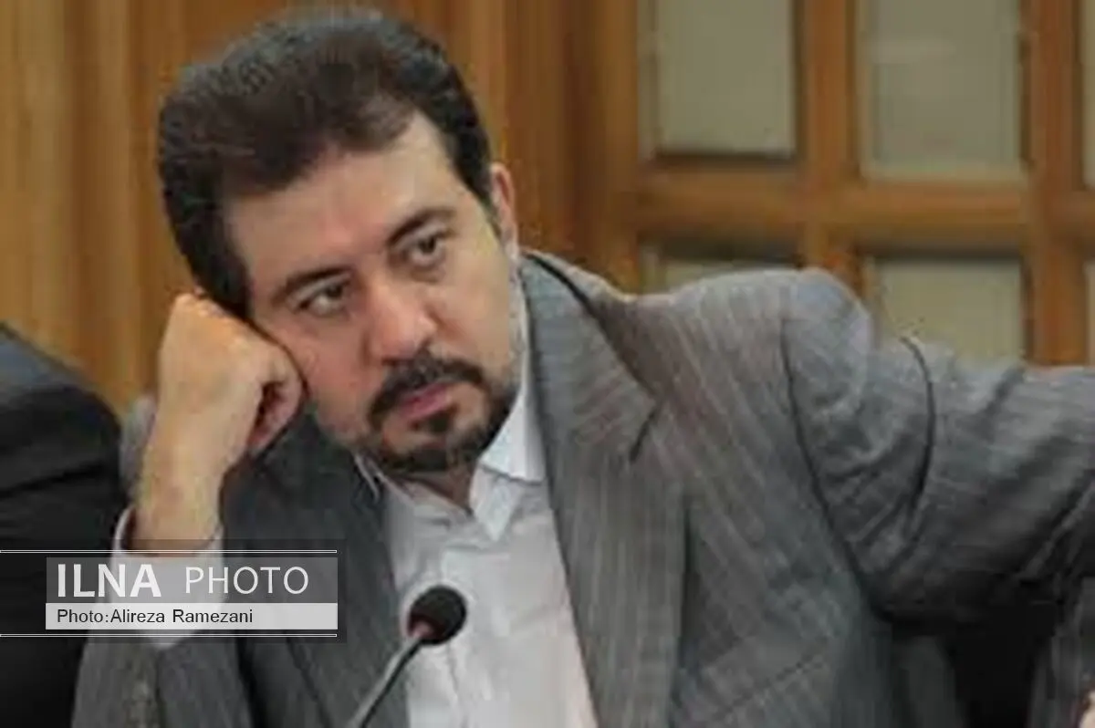 جنوب خیابان سئول به پارکینگ صدا و سیما تبدیل شده است