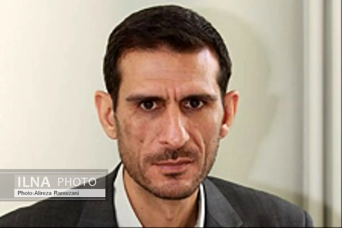 پخش «سرزمین کهن» با دوبله مجدد/ تدارک چهار سریال طنز برای نوروز 95/ پخش «کلاه قرمزی» به شرط ارائه طرح خوب