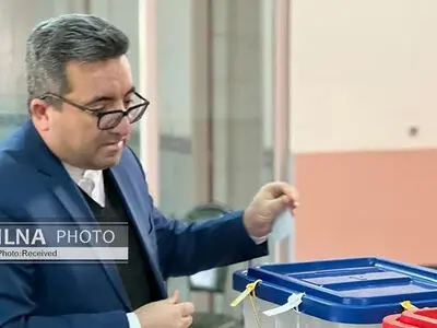 حضور رئیس سازمان ثبت اسناد و املاک کشور در انتخابات