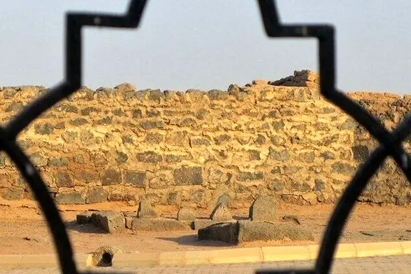 Saudi Arabia eases bans on Shia pilgrims visiting Baqi cemetery