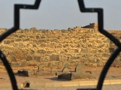 Saudi Arabia eases bans on Shia pilgrims visiting Baqi cemetery