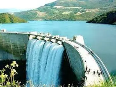 مهر ماه ۱۹۵۰ میلیون متر مکعب آب از سدهای کشور خارج شد/ اجرای طرح اضطراری تامین آب در ۱۳۲ شهر