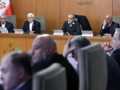 گزارش وزیر نفت از کاهش مصرف روزانه بنزین پس از اجرای طرح ساماندهی کارهای سوخت