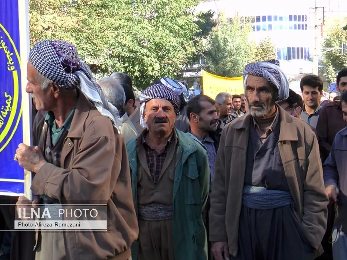 گزارش تصویری از راهپیمائی 13آبان در سردشت