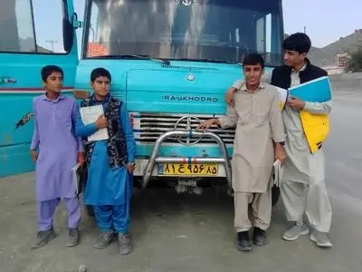کمکی که هلدینگ خلیج‌فارس به دانش‌آموزان روستایی در سیستان و بلوچستان رساند