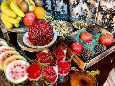 یلدا زیر سایه گرانی/طولانی‌ترین شب سال گران‌تر از همیشه