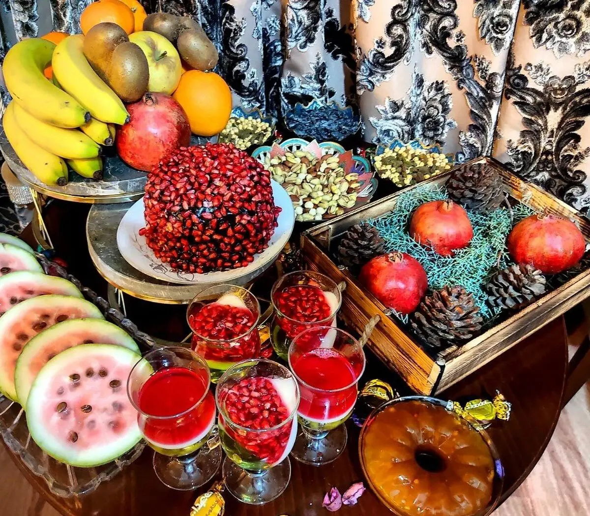 یلدا زیر سایه گرانی/طولانی‌ترین شب سال گران‌تر از همیشه