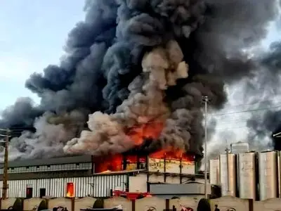 پیگیری معاون اول رئیس‌جمهور در پی آتش‌سوزی کارخانه کاله