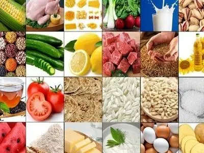 مقایسه متوسط مصرف سالانه اقلام خوراکی، آشامیدنی و دخانیات یک خانوار در سال های ۱۳۹۳ و ۱۴۰۲ + اینفوگرافیک