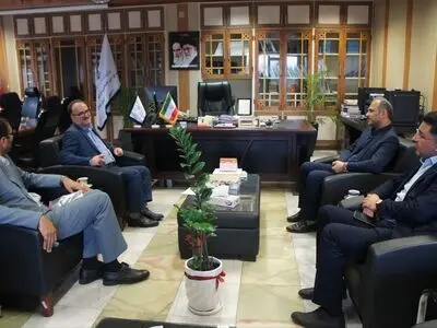 شهردار پیربازار با مدیرکل امور اقتصادی و دارایی گیلان دیدار کرد