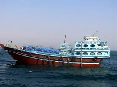  کشف ۳۰۰ هزار لیتر سوخت قاچاق در آب‌های قشم و میناب