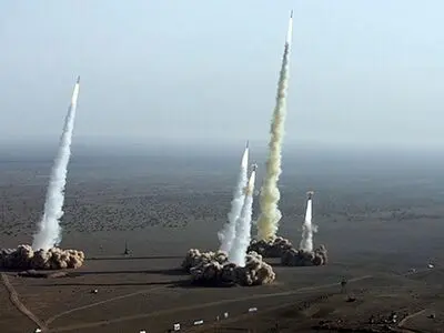 طهران ترد على تصریحات میرکل بشأن برنامجها الصاروخی