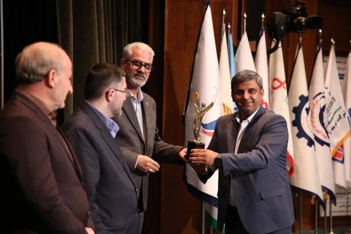 درخشش یک استارتاپ در اجلاس سراسری مسئولیت پذیری اجتماعی و فرهنگ سازمانی