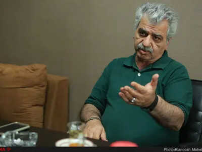 رفاه و مسکن هنرمندان برای کسی اهمیت ندارد/ هنرمندان زمان دارند، زمانشان که بگذرد کسی با آنها کاری ندارد