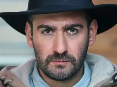نیما شعبان‌نژاد بازیگر «خانه شیشه‌ای» شد