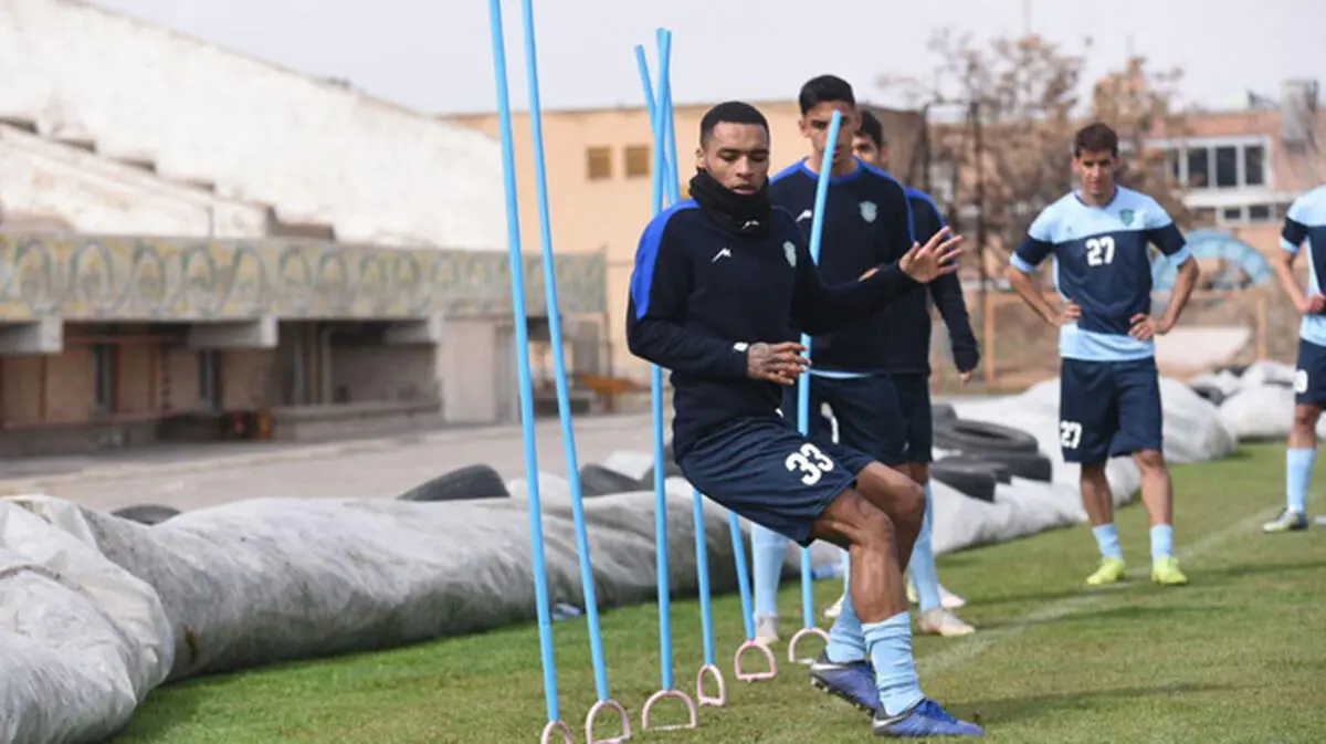 فیلم / گل دیدنی کویتونگو به پرسپولیس