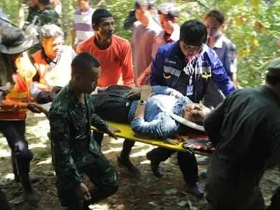 18کشته و 20 زخمی در سقوط اتوبوس به دره در تایلند