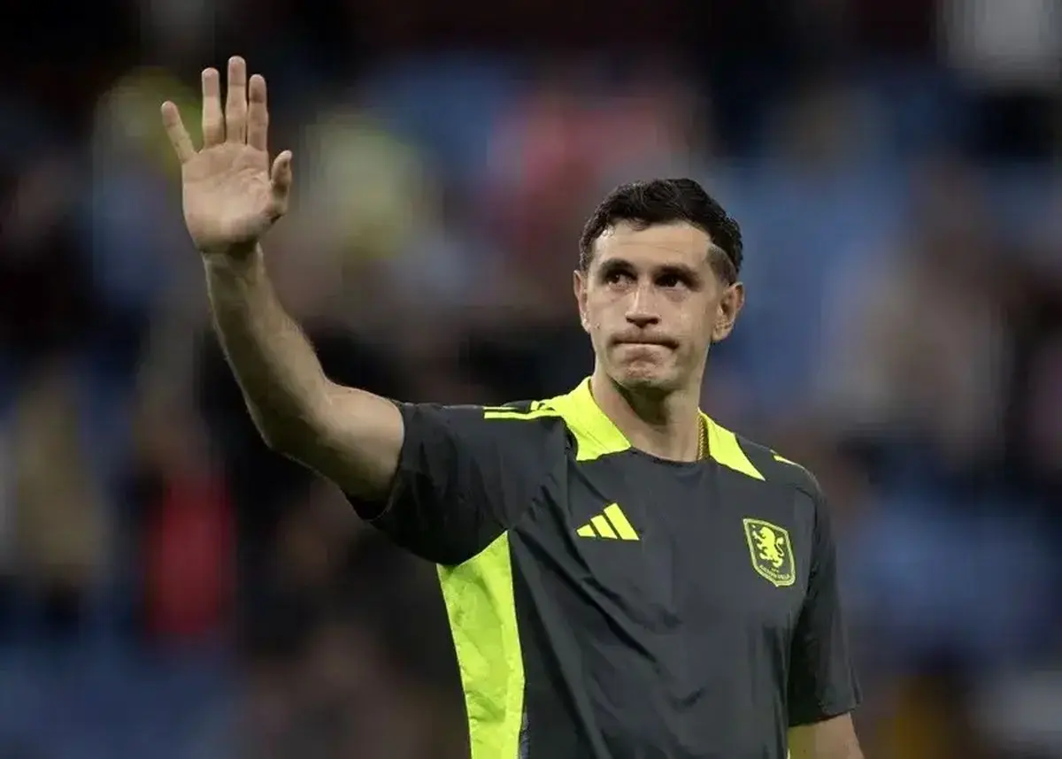 دیبو مارتینز در آستانه دردسر بزرگ: خطر محرومیت به دلیل همکاری تبلیغاتی