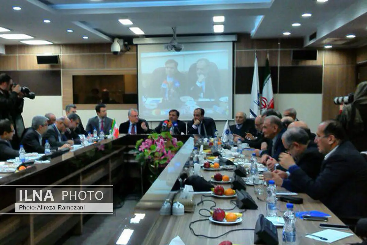 اندیشه‌های سوسیالیستی در کشور، نهادینه شده است / بخش خصوصی، دست در جیب دولت دارد