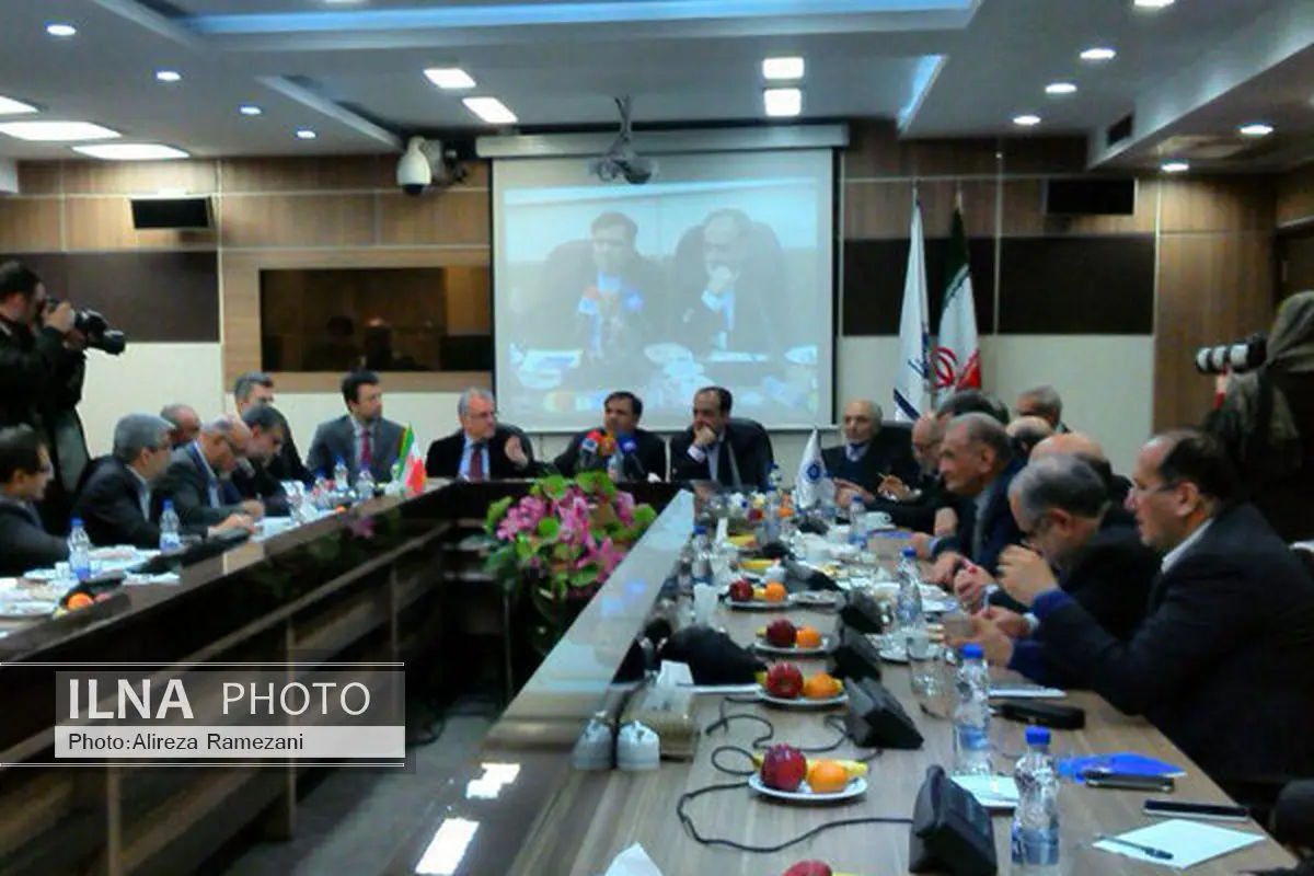 اندیشه‌های سوسیالیستی در کشور، نهادینه شده است / بخش خصوصی، دست در جیب دولت دارد