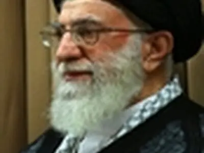 عیدی فرمانده معظم کل قوا به مدافعان خلیج فارس در جزایر نازعات