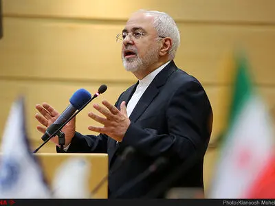 Iran shows commitment to dialogue, diplomacy: Zarif
