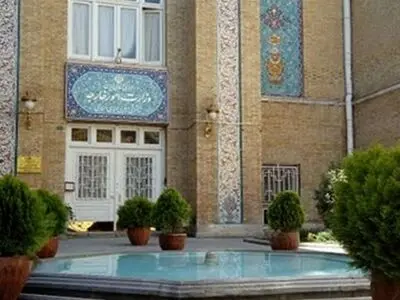 طهران تستدعی مشرف مکتب رعایة المصالح المصریة