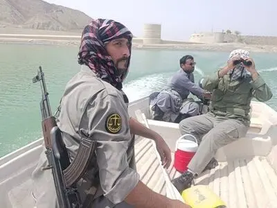صیادان غیرمجاز در باهوکلات دستگیر شدند