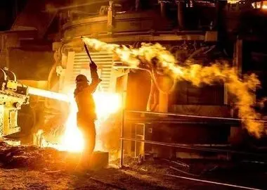 کارگران فولاد پارس هفت‌تپه خواستار تعیین تکلیف طرح طبقه‌بندی مشاغل شدند