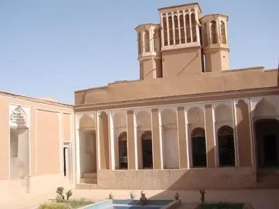 ثبت و تعیین حریم ۵۰ اثر در سال ۹۴