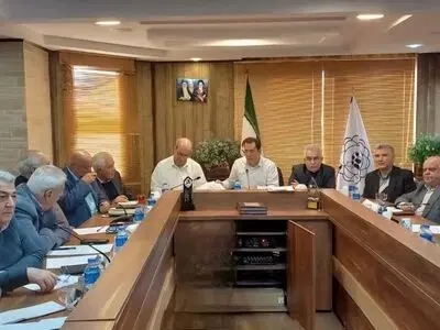 پیگیری‌ها از متناسب‌سازی تا مسکن بازنشستگان/ گزارشی از نشست کانون عالی بازنشستگان کارگری