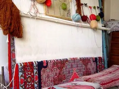 بحران فرش دستباف چهارمحال و بختیاری؛ از ۳۵ هزار بافنده تنها ۱۰ هزار نفر فعال هستند