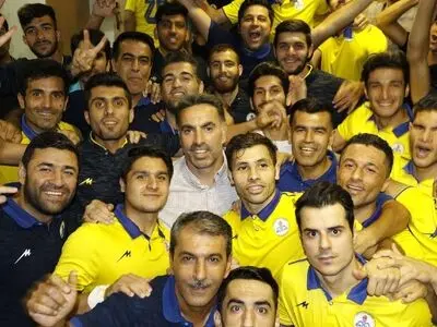 انقلاب فکری در نفت مسجد سلیمان؛ شاگردان سرمربی استقلالی بالاتر از بارسلونا و پارس جنوبی جم