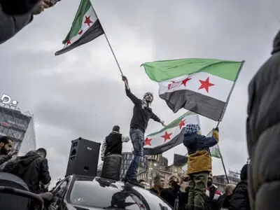 خلأ قدرت در سوریه دامن‌گیر تمام کشورهای منطقه خواهد شد/ ایران باید از صحنه جنگ و نبرد دور شود
