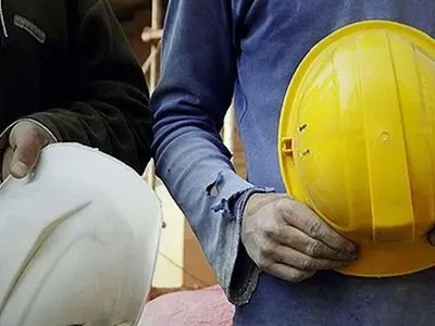 مشکلات کارگران سلماس برای پیگیری شکایات/ هیات حل اختلاف ناگهان منحل شد!