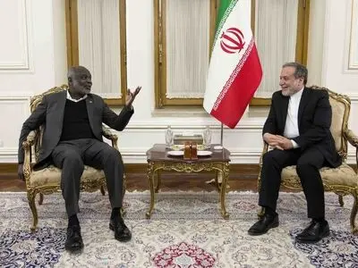 دیدار عراقچی با وزیر دارایی و برنامه ریزی اقتصادی جمهوری سودان