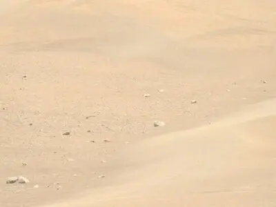 استقامت از موج‌های بزرگ روی مریخ عکس گرفت
