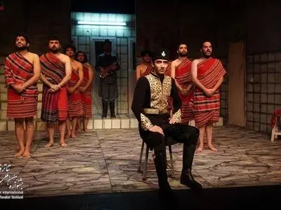 نگاهی به اجراهای سومین روز از جشنواره تئاتر فجر 