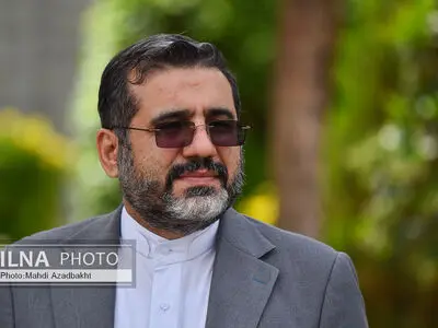 از مدیران مسئول هم‌میهن و شرق خواسته‌ایم مستندات خود را به وزارت ارشاد ارائه کنند/ لیست کامل خبرنگاران و عکاسان بازداشتی را دریافت کردم/ تشکیل ستادی برای رسیدگی به مشکلات هنرمندان در وقایع اخیر