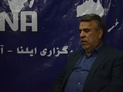 هر وقت بفهمم که دیگر نمی توانم به مردم خدمت کنم صحنه را ترک می‌کنم