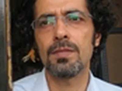قاسم کشکولی کلاس داستان‌نویسی می‌گذارد