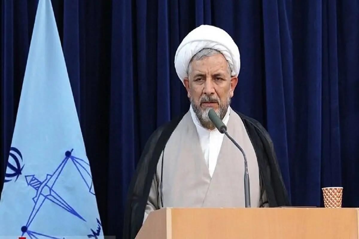 یکی از علل مشکلات اقتصادی امروز ناکارآمدی برخی قوانین و تعدادی از مدیران است