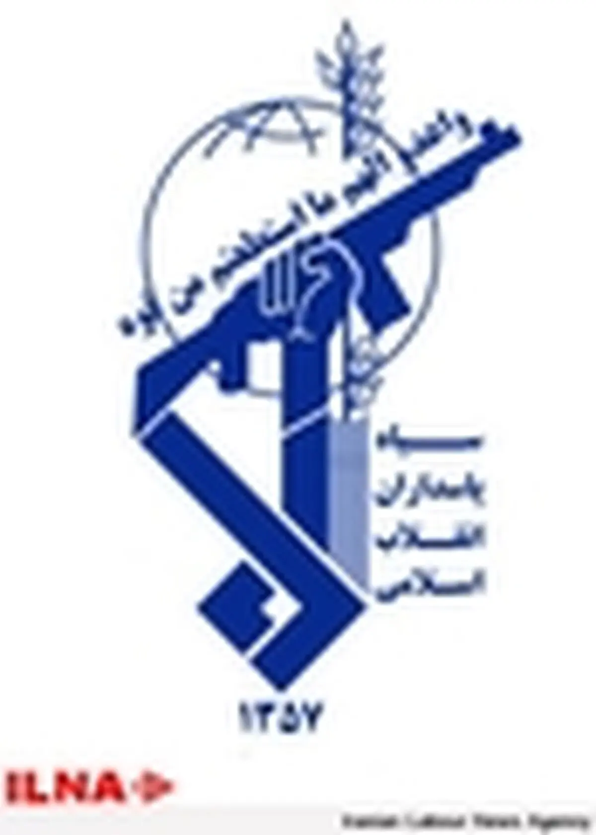غواصان و تکاوران دریایی سپاه یک کوسه غول‌پیکر ۴/۵ تنی را نجات دادند