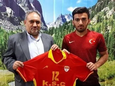 ادامه همکاری فولاد خوزستان و هادی حبیبی نژاد  