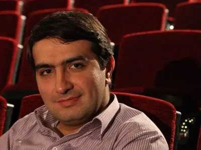 احسان آقایی رییس موزه هنرهای معاصر تهران شد