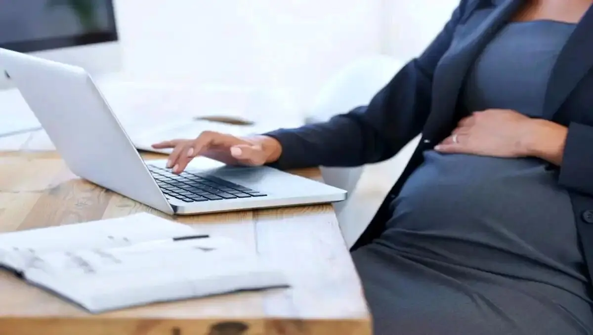 عوارض نشستن زیاد در دوران بارداری