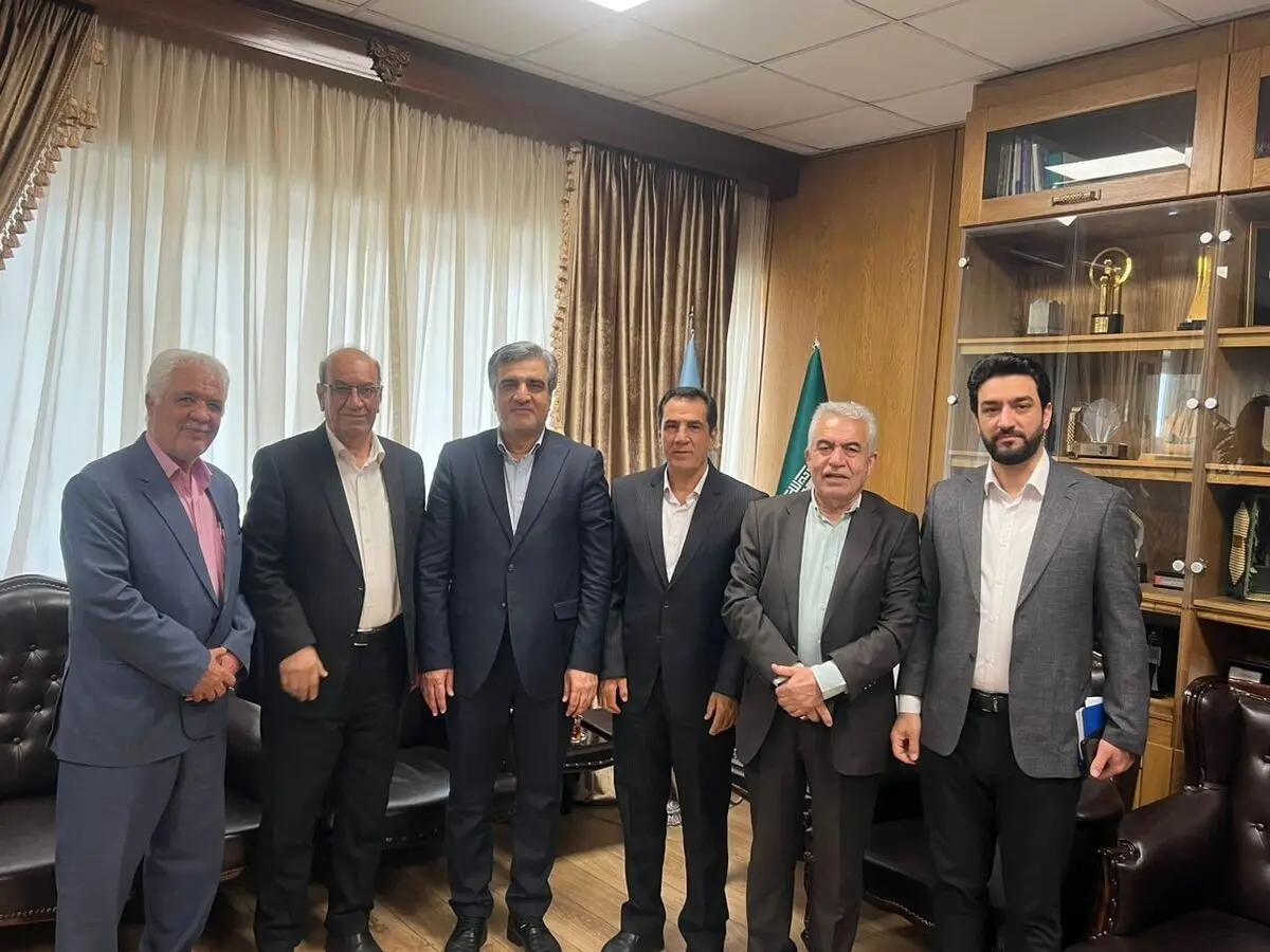 دیدار اعضای کانون عالی بازنشستگان کارگری با مدیرعامل تامین اجتماعی/ حقوق اردیبهشت برمبنای احکام جدید پرداخت شود