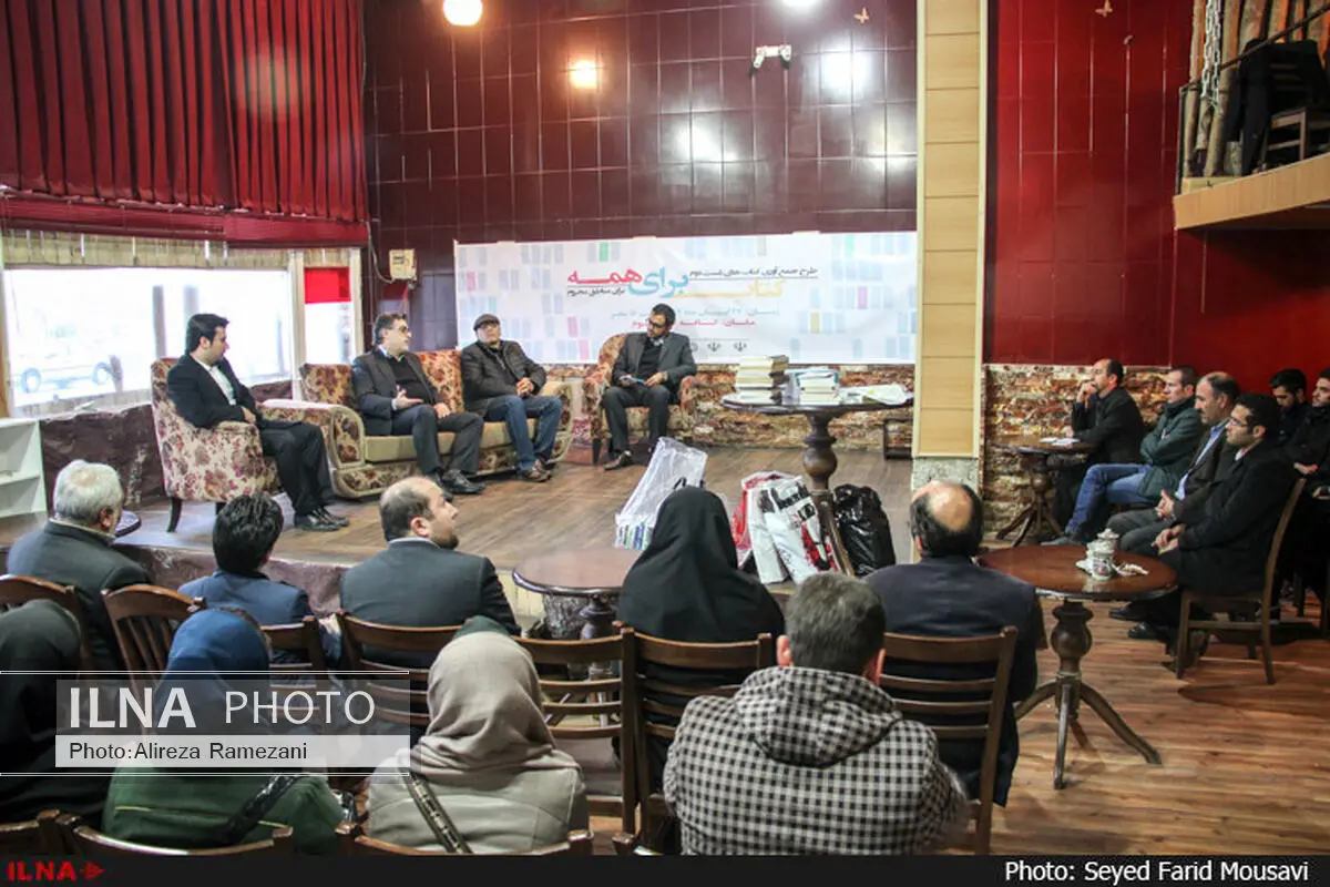 کارکرد کتاب خوانده‌شدن است، نه قرار گرفتن در قفسه کتابخانه