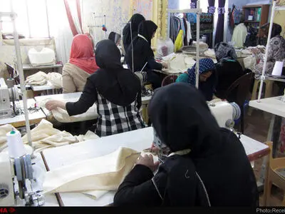 به خاطر ناتوانی در پرداخت پولِ آب، چهل زنِ سرپرست خانوار بیکار شدند/چند کرکره‌ی بسته را دیدند و مِلک را تجاری اعلام کردند