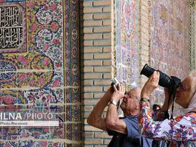 شیوع کرونا و تغییر رویه گردشگران ساحلی و دریا به سوی گردشگری فرهنگی/ تورهای ورودی بلاتکلیف نوسان بازار ارز هستند